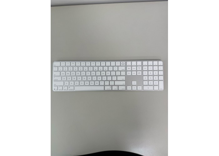 Magic Keyboard com Touch ID e teclado numérico - Branco - Cabo USB‑C - Seminovo