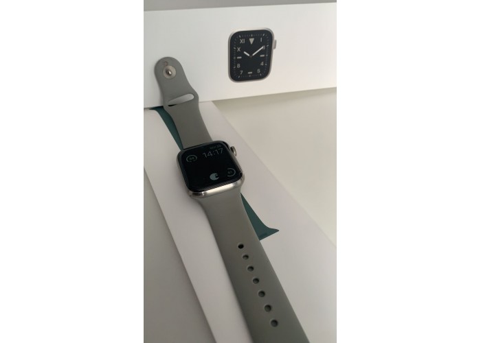 Apple Watch Series 5 44mm Titanium Gps + Celular - Seminovo